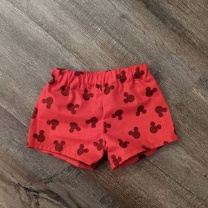 Custom Mickey Shorts❤️🖤